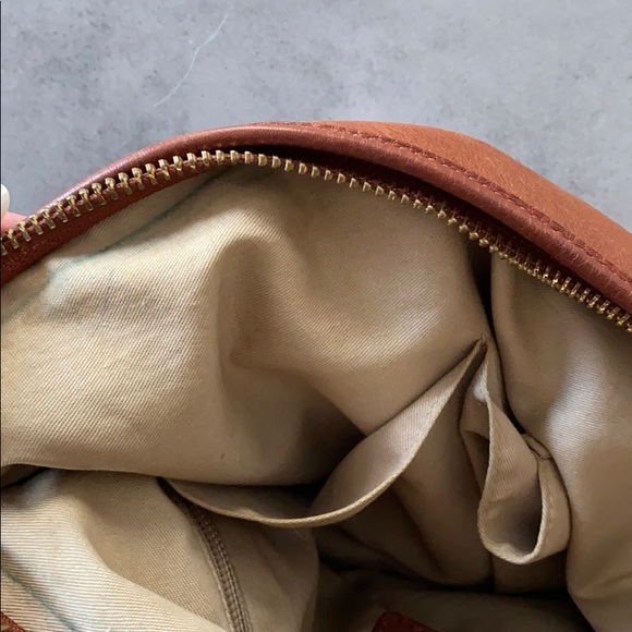 Coach shoulder bag with tassel (authentic) - Picture 9 of 10